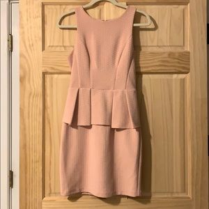 Gianni Bini pale pink stretchy mini dress